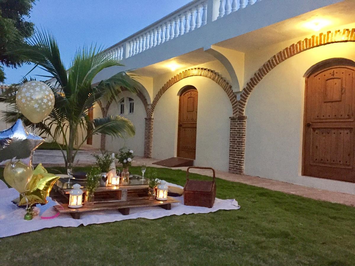 פונטה קאנה Hotel Yamili מראה חיצוני תמונה